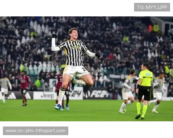 尤文麦肯尼反击中冷静推射