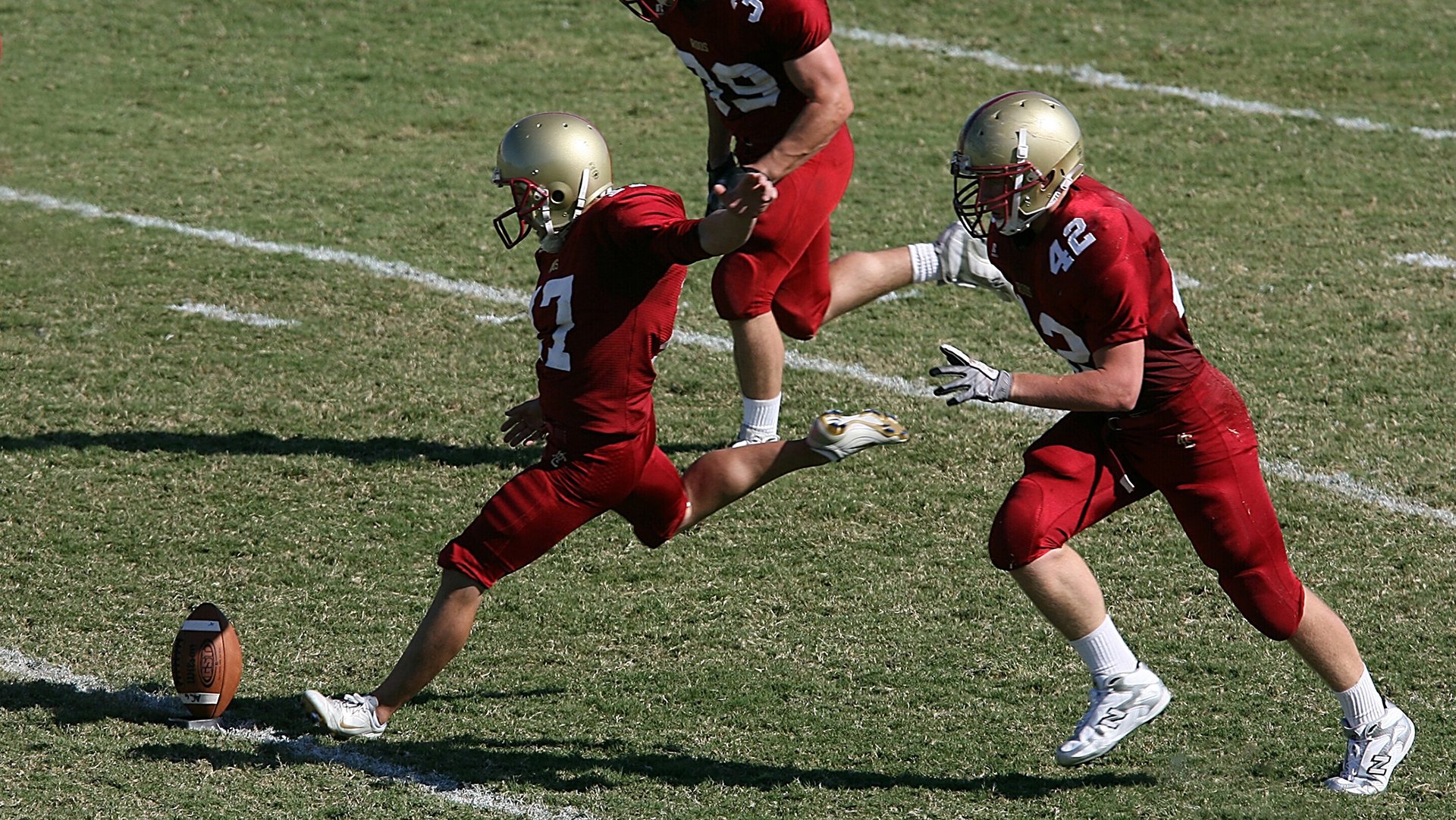 诺埃·庞蒂冲刺阶段技压群雄，庞蒂克菲耶罗
